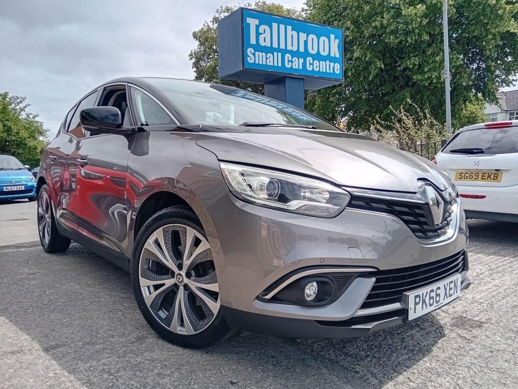 2016 Renault Scenic