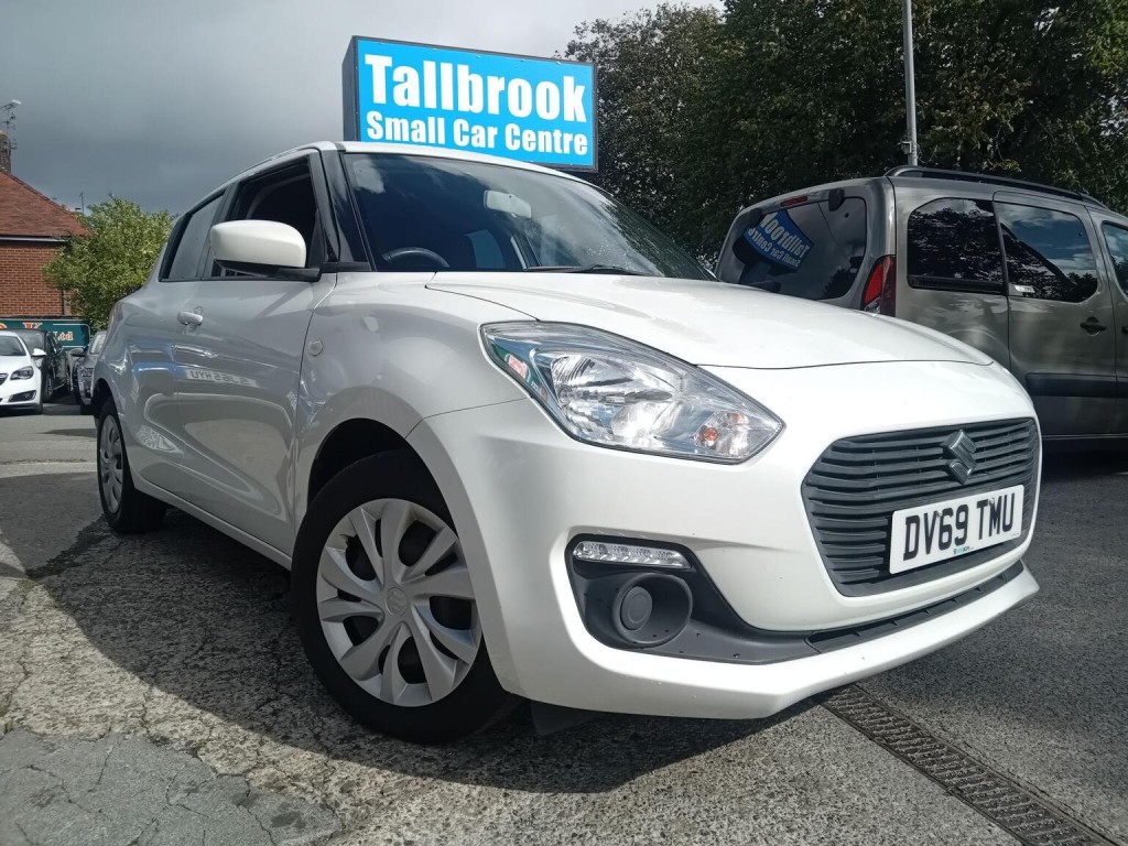 2019 Suzuki SWIFT